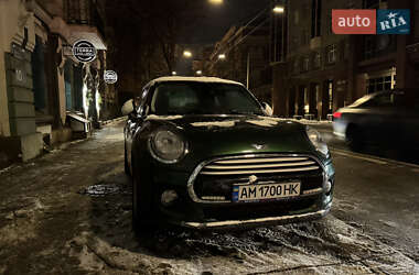 Хэтчбек MINI Cooper 2014 в Киеве
