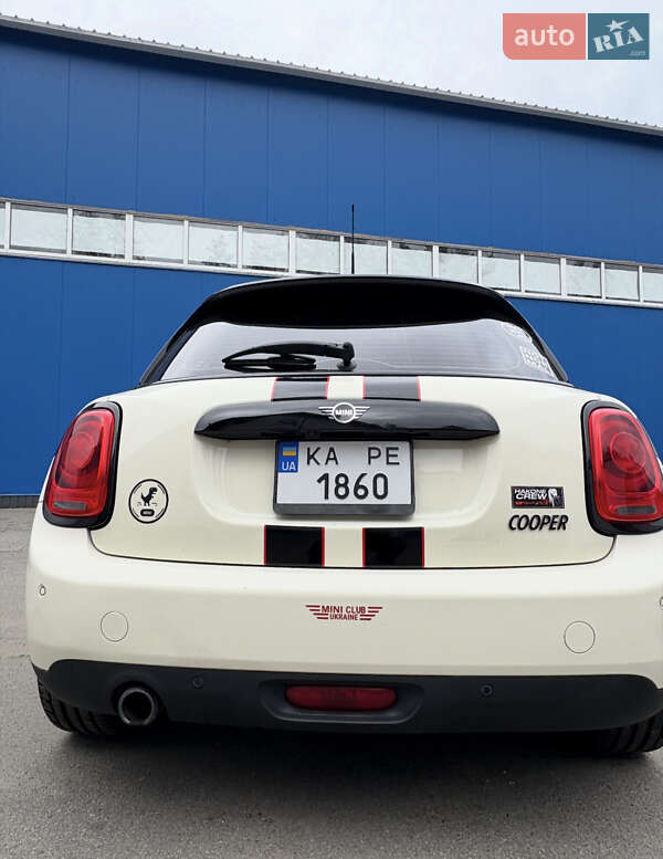Хэтчбек MINI Cooper 2015 в Киеве