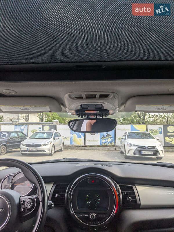 Хэтчбек MINI Cooper 2015 в Киеве