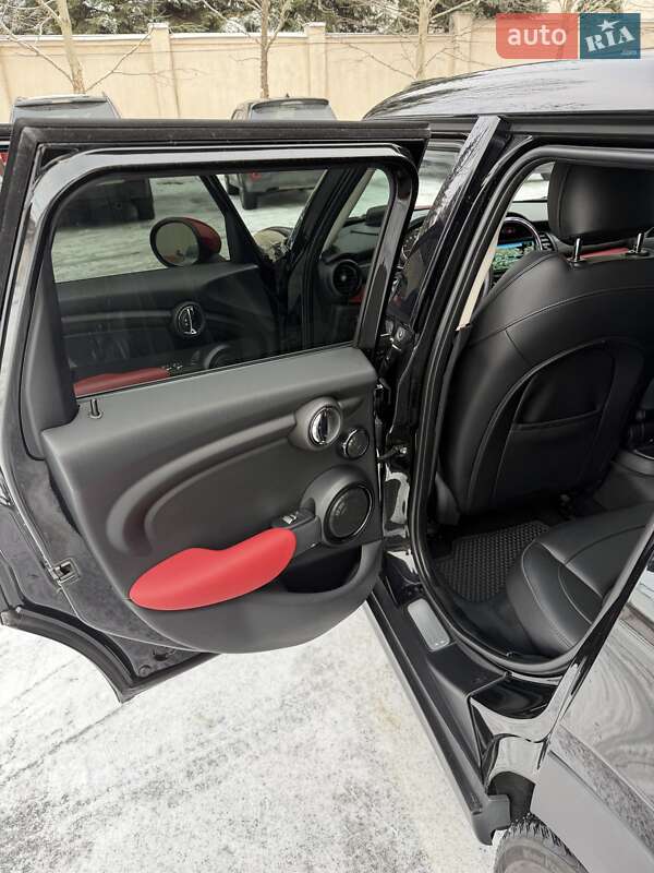 Хэтчбек MINI Cooper 2016 в Днепре