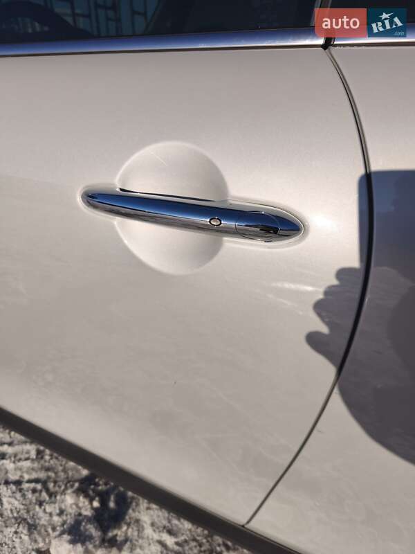 Хэтчбек MINI Cooper 2021 в Коростене