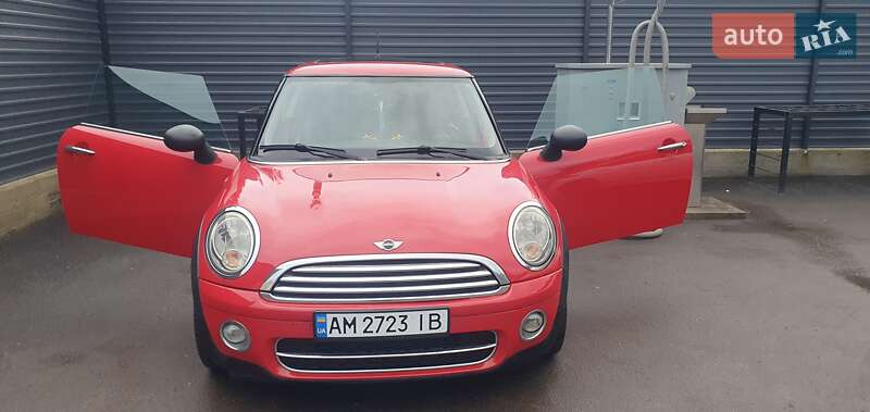 MINI Cooper 2010