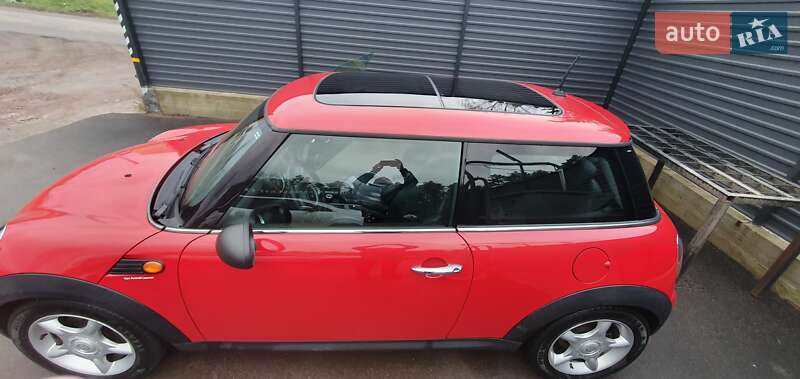 Хэтчбек MINI Cooper 2010 в Житомире