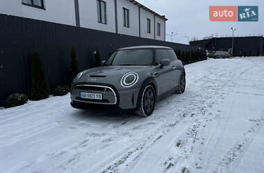 Хэтчбек MINI Cooper 2022 в Виннице