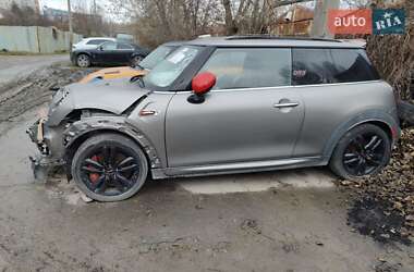 Хэтчбек MINI Cooper 2016 в Киеве