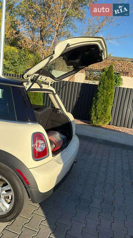 Хэтчбек MINI Cooper 2013 в Одессе