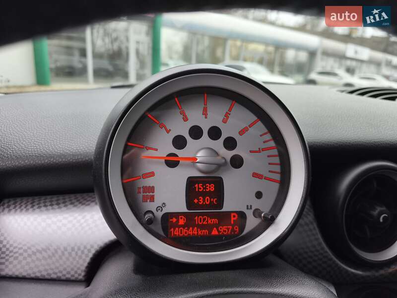 Хэтчбек MINI Cooper 2010 в Днепре