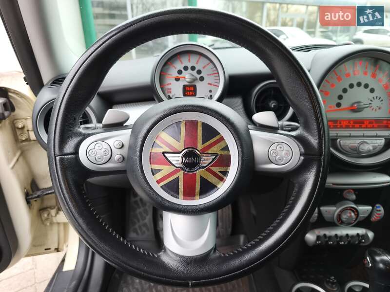 Хэтчбек MINI Cooper 2010 в Днепре