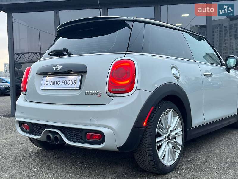 Хетчбек MINI Cooper 2015 в Києві