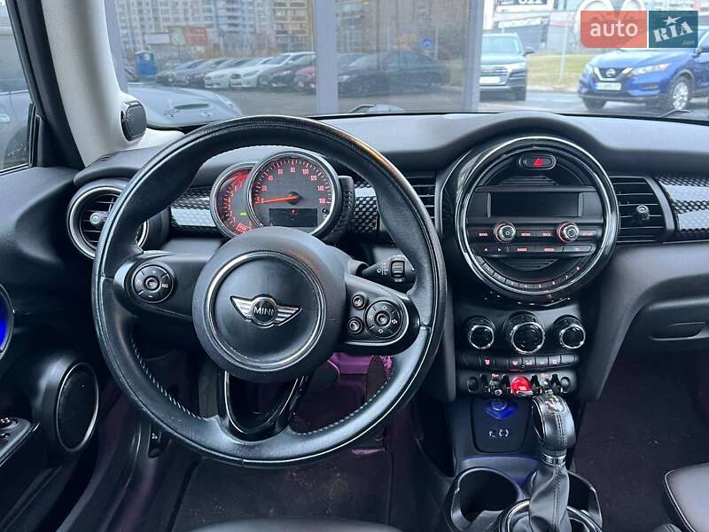 Хетчбек MINI Cooper 2015 в Києві