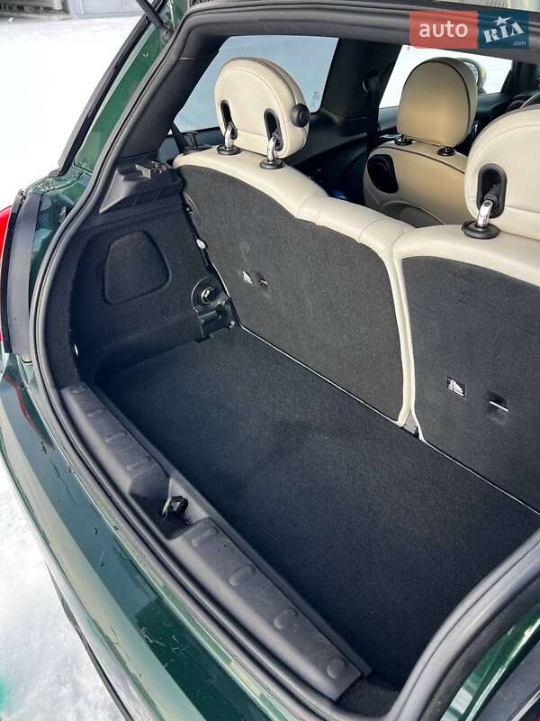 Хетчбек MINI Cooper 2017 в Києві