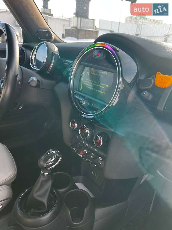 Хетчбек MINI Cooper 2017 в Києві