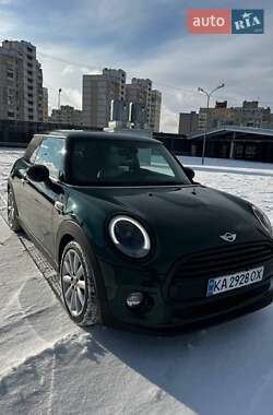 Хэтчбек MINI Cooper 2017 в Киеве