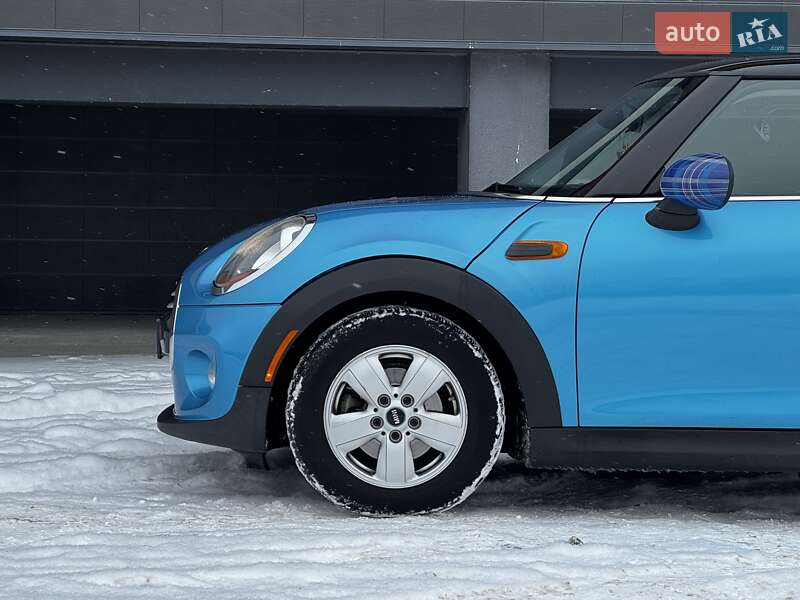 Хэтчбек MINI Cooper 2015 в Киеве