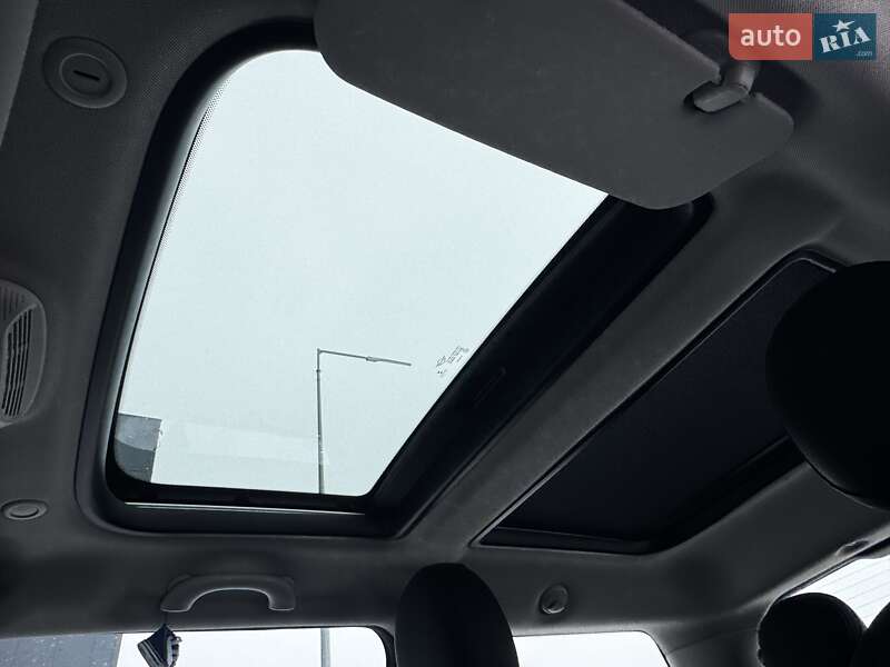 Хэтчбек MINI Cooper 2015 в Киеве