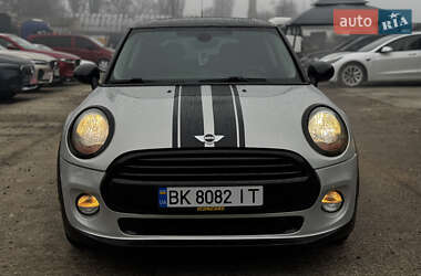 Хэтчбек MINI Cooper 2015 в Житомире