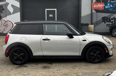 Хэтчбек MINI Cooper 2015 в Житомире