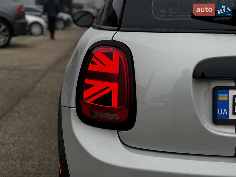 Хэтчбек MINI Cooper 2015 в Житомире