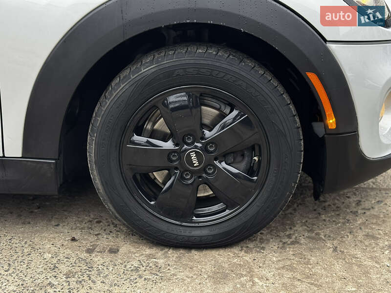 Хэтчбек MINI Cooper 2015 в Житомире