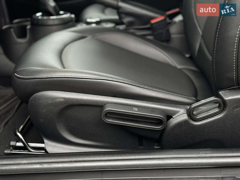 Хэтчбек MINI Cooper 2015 в Житомире