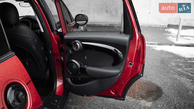 Хэтчбек MINI Cooper 2020 в Киеве