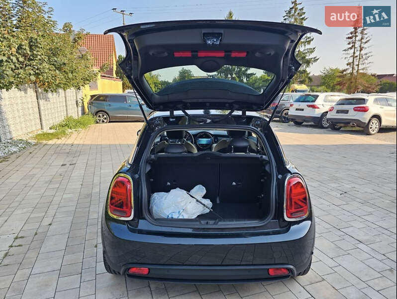 Хэтчбек MINI Cooper 2023 в Тячеве