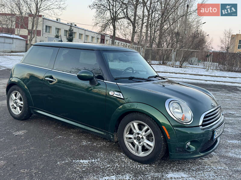 Хетчбек MINI Cooper 2011 в Кривому Розі