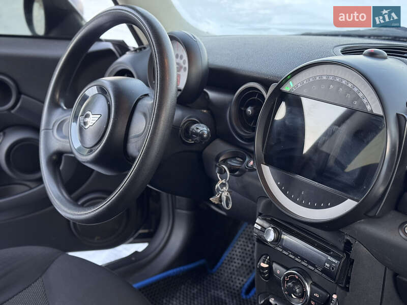 Хэтчбек MINI Cooper 2011 в Ровно