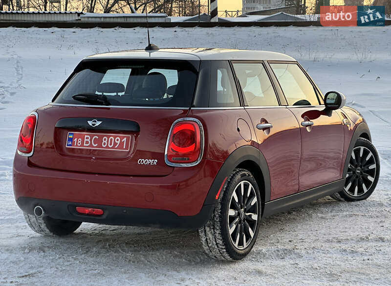 Хетчбек MINI Cooper 2017 в Києві