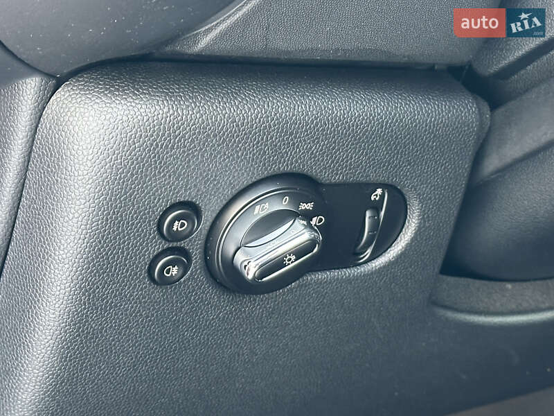 Хетчбек MINI Cooper 2017 в Києві