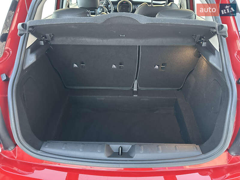 Хетчбек MINI Cooper 2017 в Києві