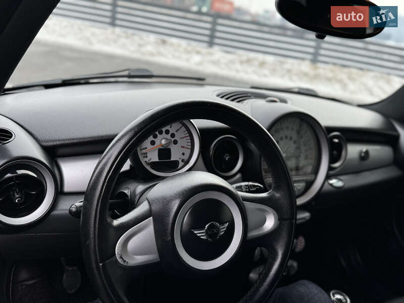 Хэтчбек MINI Cooper 2009 в Мукачево