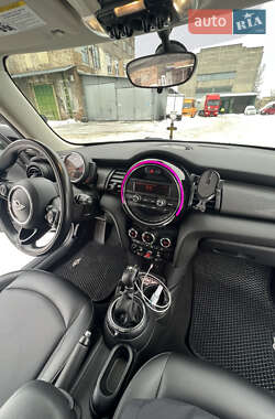 Хэтчбек MINI Cooper 2016 в Киеве