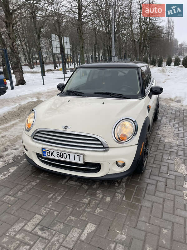 Хэтчбек MINI Cooper 2011 в Ровно фото 23 Хэтчбек MINI Cooper 2011 в Ровно