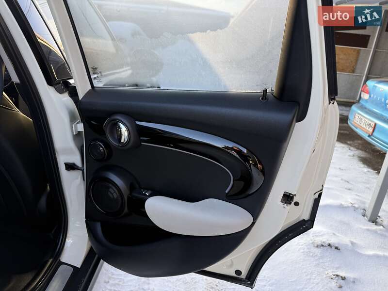 Хетчбек MINI Cooper 2016 в Чернігові фото 8 Хетчбек MINI Cooper 2016 в Чернігові