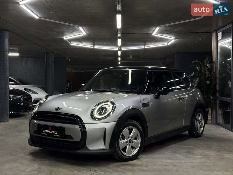 Хэтчбек MINI Cooper 2023 в Одессе