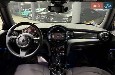 Хэтчбек MINI Cooper 2023 в Одессе