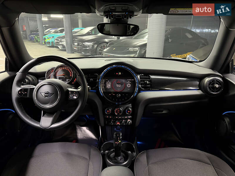 Хэтчбек MINI Cooper 2023 в Одессе