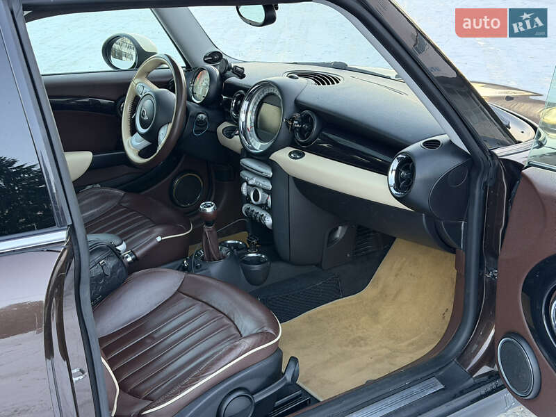 Хетчбек MINI Cooper 2010 в Києві