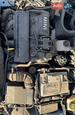 Хэтчбек MINI Cooper 2004 в Луцке