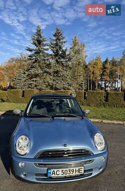 Хэтчбек MINI Cooper 2004 в Луцке
