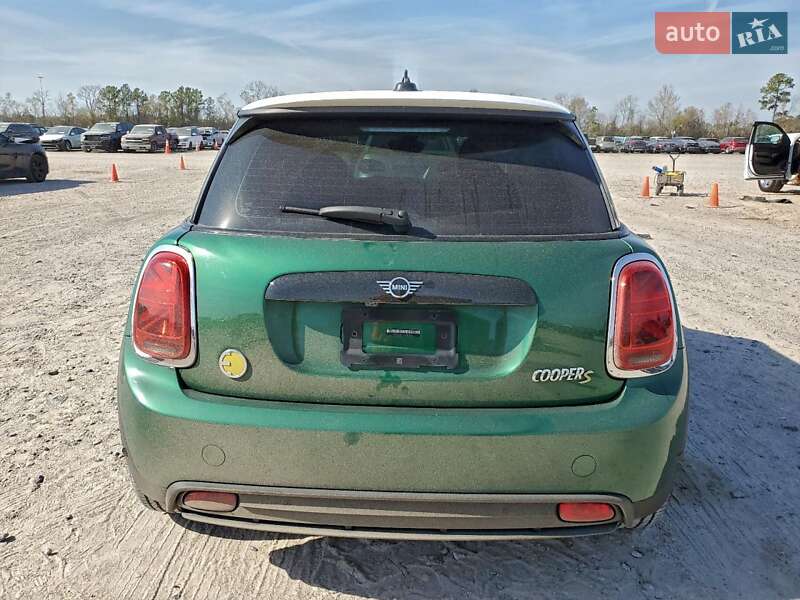 Хэтчбек MINI Cooper 2021 в Львове