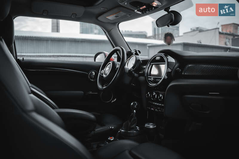 Хетчбек MINI Cooper 2014 в Києві