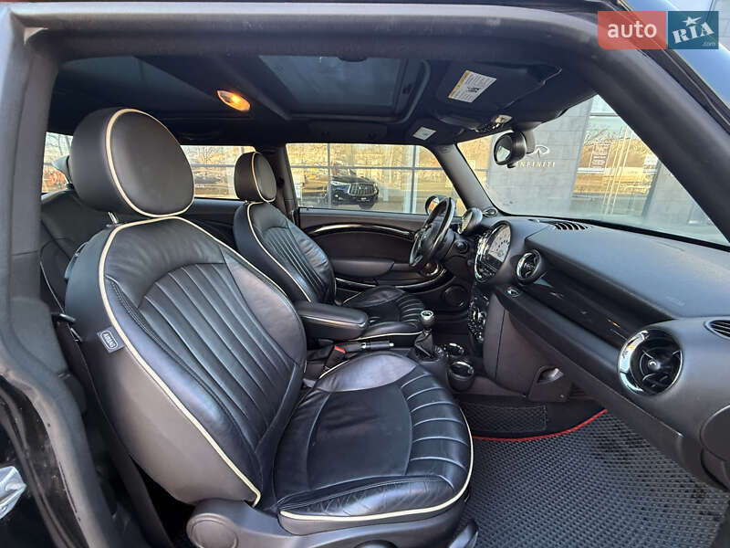 Хэтчбек MINI Cooper 2010 в Харькове