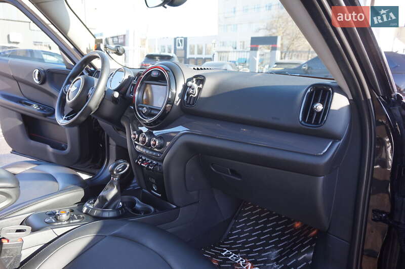 Хэтчбек MINI Cooper 2017 в Одессе фото 29 Хэтчбек MINI Cooper 2017 в Одессе