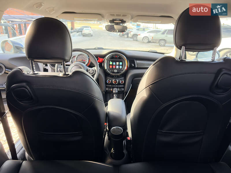 Хетчбек MINI Cooper 2016 в Дніпрі