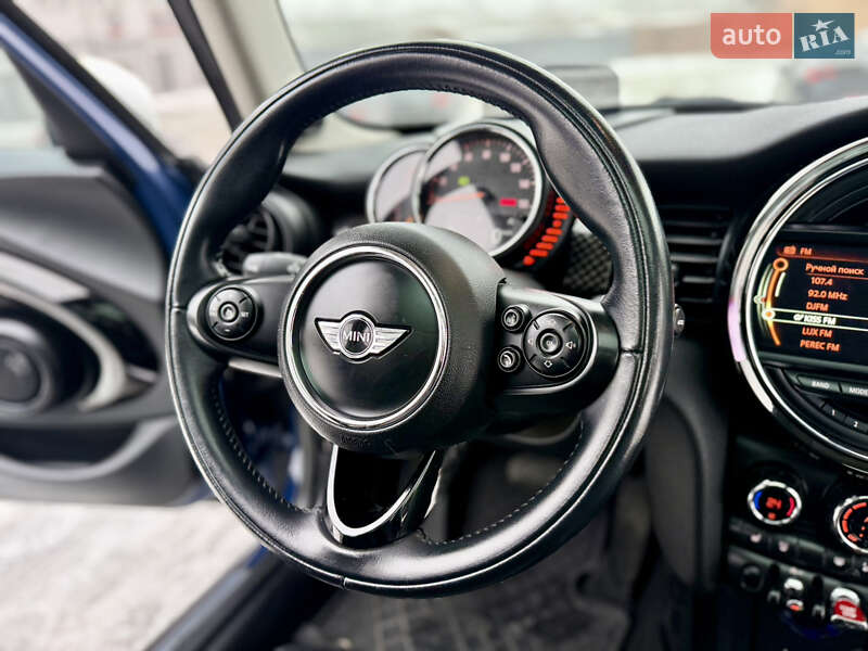 Хэтчбек MINI Cooper 2015 в Виннице
