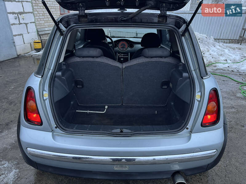 Хэтчбек MINI Cooper 2003 в Тульчине фото 5 Хэтчбек MINI Cooper 2003 в Тульчине