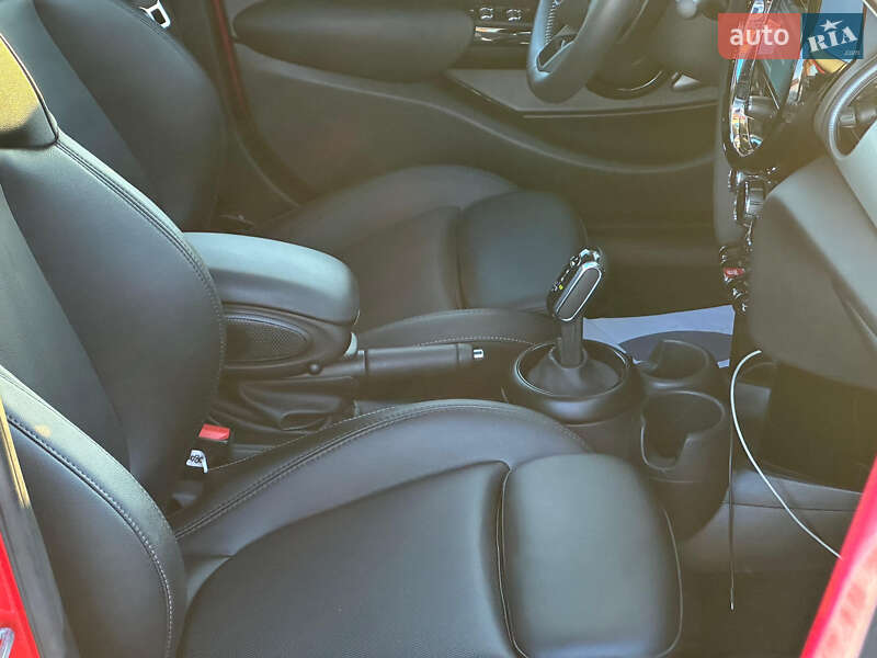 Хэтчбек MINI Cooper 2022 в Киеве фото 19 Хэтчбек MINI Cooper 2022 в Киеве