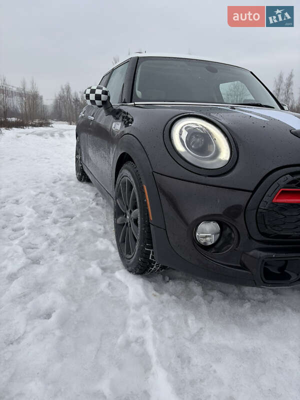 Хэтчбек MINI Cooper 2015 в Киеве